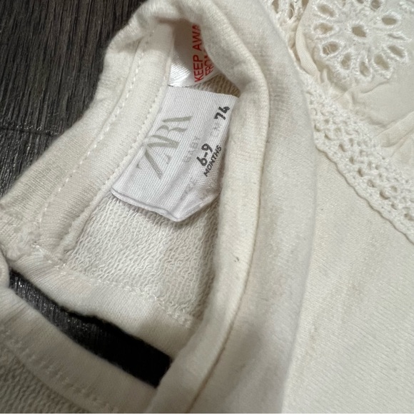 Zara Cream Ivory Ruffled Long Sleeve Shirt Sweater - Picture 6 of 6